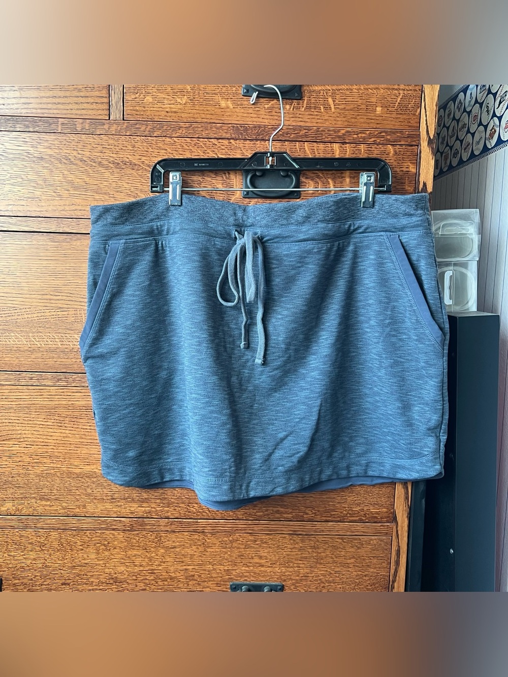 1X Athleta Gray Skirt